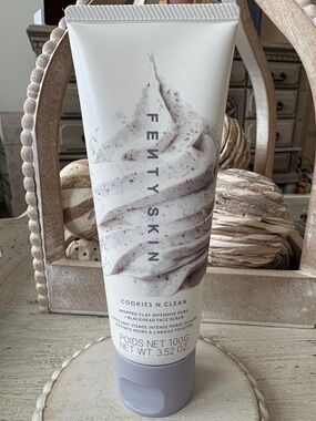 Fenty Cookies N Clean Whipped Clay Face Scrub